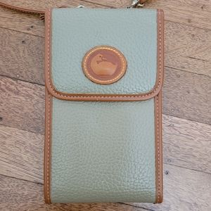 Vintage Dooney and Bourke Crossbody Wallet Perfect for Travel